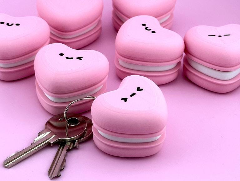 Pink Heart Macaron Clicker β Cute Fidget Toy β Kawaii Stress Relief Clicker β Sensory Gift