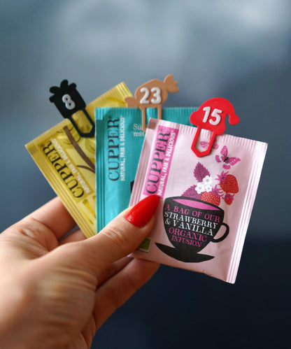 Clips para calendario de Adviento con forma de oso cuadrado | Accesorios para calendario de Adviento | LeHa Designs | Decoración navideña para la cuenta regresiva