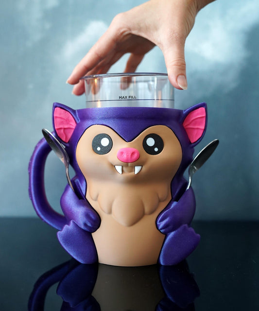 Portavasos de helado de murciélago | Bramble el Murciélago | Funda para helado espeluznante | Decoración de cocina de Halloween | Idea de regalo gótico